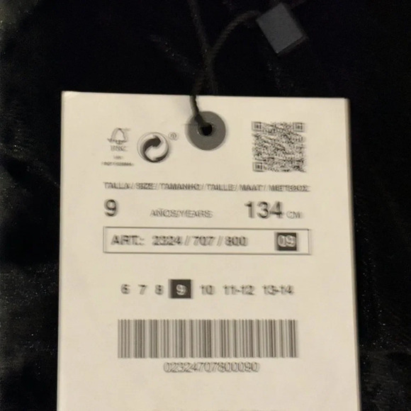 ZARA Kids | Black | VELVET JUMPSUIT - Picture 4 of 5